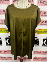 Load image into Gallery viewer, Olive Green Satin Shirt (Size 2XL)
