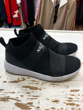 Cargar imagen en el visor de la galería, Nautica Sock Fit Sneakers (Size 8 1/2)
