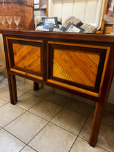 Cargar imagen en el visor de la galería, Wooden Deck Bar/Cooler
