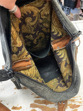 Load image into Gallery viewer, Hides in Hand Leather Hobo Bag
