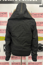 Cargar imagen en el visor de la galería, Garage Hudson Bomber Jacket (Size M)
