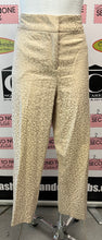 Cargar imagen en el visor de la galería, Ruby Rd Monochrome Cream Animal Print Trousers (Size 12)
