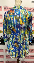 Load image into Gallery viewer, NWT Colourful Printed Button Up Blouse (Size L)
