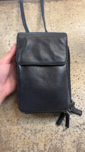 Charger l'image dans la galerie, Rolfs Genuine Leather Crossbody
