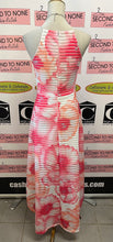 Load image into Gallery viewer, Le Chateau Bloomin’ Hi Low Dress (Size XS)
