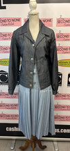 Cargar imagen en el visor de la galería, Comrags Faux Denim Jacket (Size XL)
