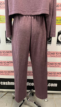 Load image into Gallery viewer, Chic &amp; Cozy Purple Lounge Set (Size M)
