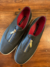 Load image into Gallery viewer, Tommy Hilfiger Welly Loafers (Size 10)
