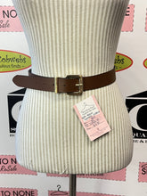 Cargar imagen en el visor de la galería, H&amp;M Brown Genuine Leather Belt (Size M)
