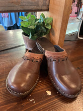 Load image into Gallery viewer, Brown Leather Clogs - Size 9
