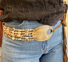 Charger l'image dans la galerie, Boho Multi Strand Cowrie Shell Tie Belt (One Size Fits Most)
