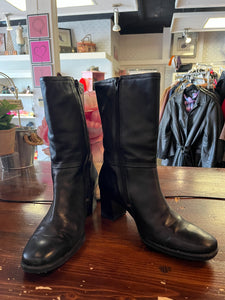 Clarks Black Leather Boots (Size 6)