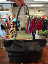 Cargar imagen en el visor de la galería, Latico Leather Navy Tote Bag
