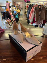 Load image into Gallery viewer, Nine West Gold Sparkly Heels with Box (Size 7.5)

