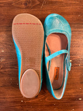 Charger l&#39;image dans la galerie, Turquoise Leather Ballet Flats (Size 7)
