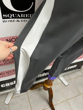 Charger l&#39;image dans la galerie, NWT Lululemon Amped Crop Grey Legging (Size 8)
