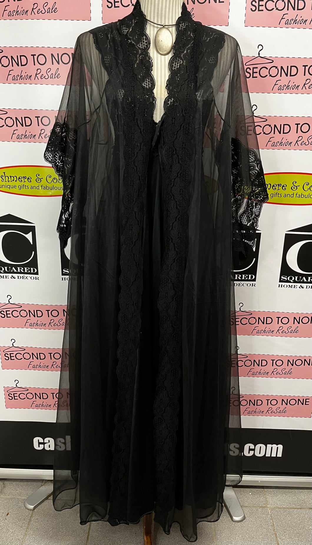 Vintage 2pc Negligee Set (Size S/M)