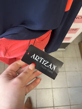 Load image into Gallery viewer, NWT Artizan Skinny Pants (Size M/L)
