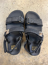Charger l'image dans la galerie, Steve Madden Raffia Platform Sandals (Size 8)
