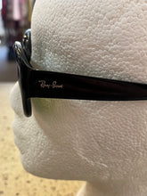 Cargar imagen en el visor de la galería, Ray Ban Chromance Jackie Ohh Sunglasses
