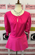 Cargar imagen en el visor de la galería, Bright Pink Tie Sleeve Top (Size XL)
