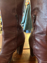 Charger l'image dans la galerie, Geox Fashion Winter Boots (Size 9/EU 40)
