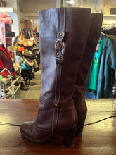 Charger l'image dans la galerie, Geox Fashion Winter Boots (Size 9/EU 40)
