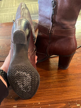 Charger l'image dans la galerie, Geox Fashion Winter Boots (Size 9/EU 40)
