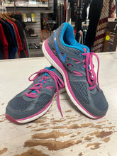 Charger l'image dans la galerie, Nike Dual Fusion Lite Grey &amp; Pink Running Shoes (Size 8)
