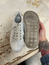 Charger l'image dans la galerie, Steve Madden Gryphon Quilted Sneakers (Size 8/EU 39)

