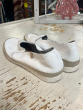 Cargar imagen en el visor de la galería, Verbenas Nuria Nucleo Slip On White Leather Shoes (Size 8/EU 39)
