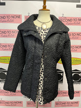 Load image into Gallery viewer, Quilted Texture Coat (Size L)
