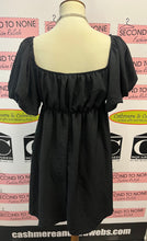 Cargar imagen en el visor de la galería, NWT Black Babydoll Top (Size M)
