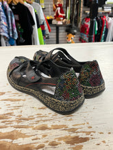 Cargar imagen en el visor de la galería, Black &amp; Colourful Speck Rieker Leather Mary Jane’s (Size 9/EU 40)

