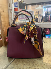 Load image into Gallery viewer, Steve Madden Purple Handbag
