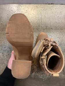 Steve Madden Tan Platform Boots (Size 7)