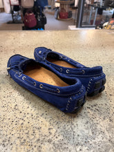 Charger l&#39;image dans la galerie, Blue Suede Driving Shoes (Size 7)
