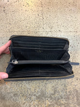 Load image into Gallery viewer, Kate Spade Black Wallet
