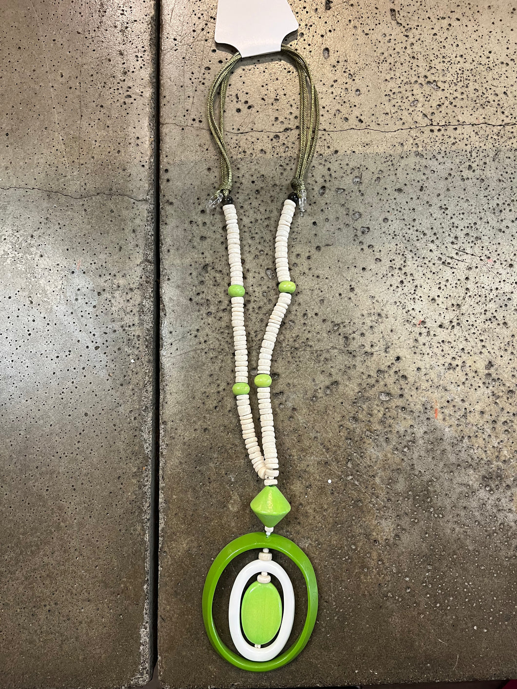 Adjustable Bright Beaded Pendant Necklace (2 Colours)