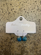 Cargar imagen en el visor de la galería, Teal Ceramic Bead Dangle Earrings
