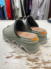 Charger l'image dans la galerie, Sorel Kinetic Impact Slide Sandals (Size 6.5)
