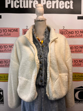 Cargar imagen en el visor de la galería, Teddy Bear Bomber Jacket (Size XL)
