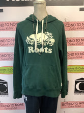 Load image into Gallery viewer, Roots Original Kanga Hoodie (Size M)
