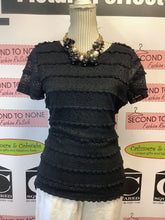 Cargar imagen en el visor de la galería, Karl Lagerfeld Lace Tee (Size S)
