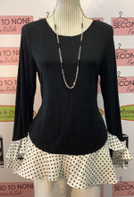 Load image into Gallery viewer, Polka Dot Trim Top (Size M)
