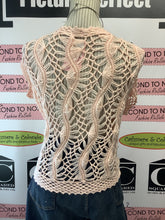 Cargar imagen en el visor de la galería, Pink Crochet Top (Size L/XL)
