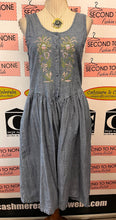 Load image into Gallery viewer, Vintage 100% Cotton Embroidered Denim Dress (Size 14)
