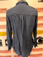 Cargar imagen en el visor de la galería, Eddie Bauer Dark Blue Denim-Look Shirt (Size M)
