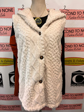 Load image into Gallery viewer, Textured Soft Fleece Vest (Size XL)
