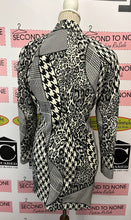 Load image into Gallery viewer, Simon Chang B&amp;W Mix Print Jacket (Size 6)
